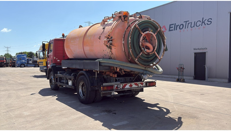 فراغ شاحنة Mercedes-Benz SK 1824 (11.000 L VACUUM / HYDROCUREUR / V6 / BOITE MANUELLE): صورة 7