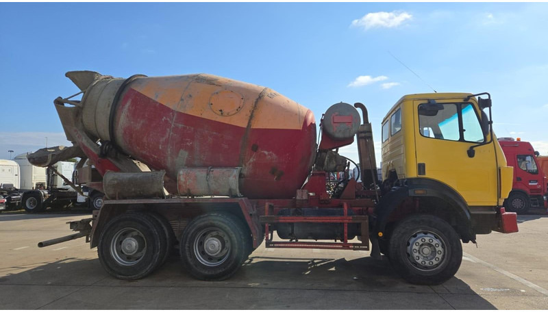 Mercedes-Benz SK 2527 (MALAXEUR / MIXER / POSSIBLE COMME CHASSIS / 6X4 / LAMES / GRAND PONT) - شاحنة خلاطة خرسانة: صورة 3 Mercedes-Benz SK 2527 (MALAXEUR / MIXER / POSSIBLE COMME CHASSIS / 6X4 / LAMES / GRAND PONT) - شاحنة خلاطة خرسانة: صورة 3