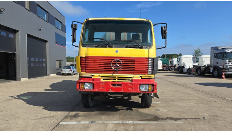Mercedes-Benz SK 2527 (MALAXEUR / MIXER / POSSIBLE COMME CHASSIS / 6X4 / LAMES / GRAND PONT) - شاحنة خلاطة خرسانة: صورة 2 Mercedes-Benz SK 2527 (MALAXEUR / MIXER / POSSIBLE COMME CHASSIS / 6X4 / LAMES / GRAND PONT) - شاحنة خلاطة خرسانة: صورة 2