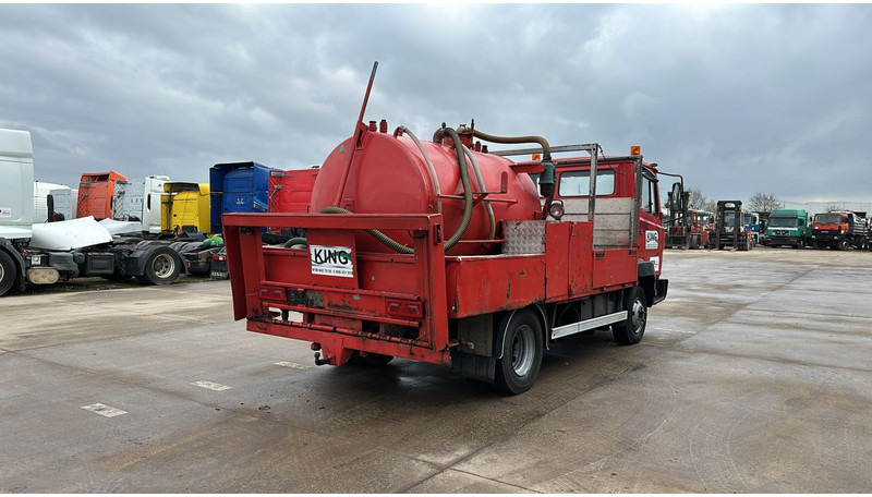 Mercedes-Benz SK 814 (VIDANGEUR / VACUUM / AUXILAIRY / SPER / STEEL SUSP. / LAMES) - فراغ شاحنة: صورة 5 Mercedes-Benz SK 814 (VIDANGEUR / VACUUM / AUXILAIRY / SPER / STEEL SUSP. / LAMES) - فراغ شاحنة: صورة 5