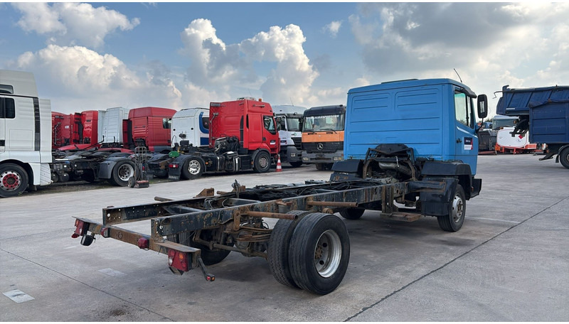 Mercedes-Benz SK 914 (EURO 2 / CHASSIS) - شاحنة بهيكل معدني للمقصورة: صورة 5 Mercedes-Benz SK 914 (EURO 2 / CHASSIS) - شاحنة بهيكل معدني للمقصورة: صورة 5