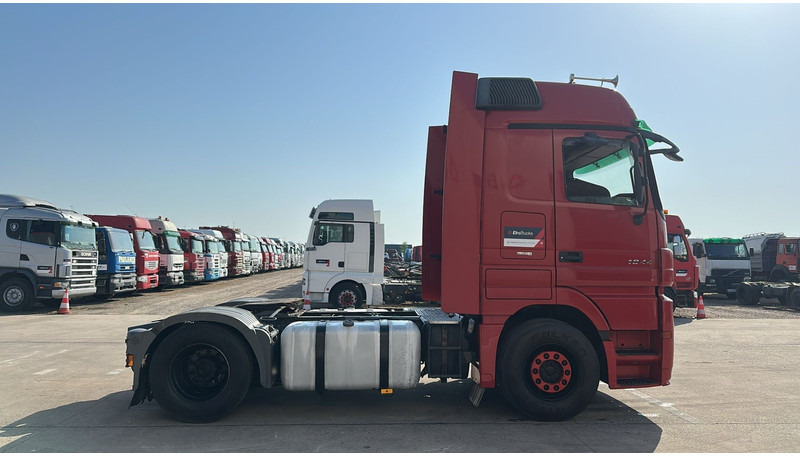 Mercedes-Benz actros 1844 (MP2 / EPS / 3 PEDALES / BONNE ETAT / GOOD CONDITION) - مقطورة السحب: صورة 3 Mercedes-Benz actros 1844 (MP2 / EPS / 3 PEDALES / BONNE ETAT / GOOD CONDITION) - مقطورة السحب: صورة 3