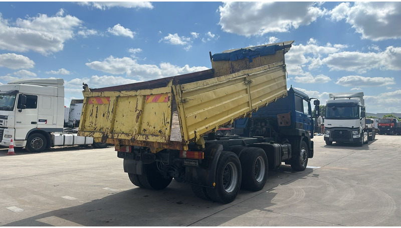 Renault G 330 Manager (GRAND PONT / LAMES / POMPE MANUELLE / MANUAL PUMP) - شاحنة قلاب: صورة 5 Renault G 330 Manager (GRAND PONT / LAMES / POMPE MANUELLE / MANUAL PUMP) - شاحنة قلاب: صورة 5