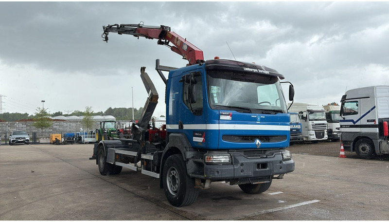 Renault KERAX 420 (HMF 1683 K2 / BE TRUCK / LAMES / GRAND PONT / BOITE MANUELLE) - شاحنة برافعة خطافية, شاحنة كرين: صورة 4 Renault KERAX 420 (HMF 1683 K2 / BE TRUCK / LAMES / GRAND PONT / BOITE MANUELLE) - شاحنة برافعة خطافية, شاحنة كرين: صورة 4