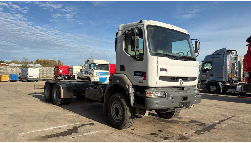 Renault Kerax 320 DCI (PARFAIT ETAT / CHASSIS LONGUE / LAMES / GRAND PONT / KM ORIGINAL) - شاحنة بهيكل معدني للمقصورة: صورة 2 Renault Kerax 320 DCI (PARFAIT ETAT / CHASSIS LONGUE / LAMES / GRAND PONT / KM ORIGINAL) - شاحنة بهيكل معدني للمقصورة: صورة 2