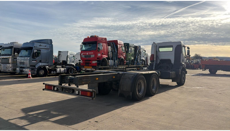 Renault Kerax 320 DCI (PARFAIT ETAT / CHASSIS LONGUE / LAMES / GRAND PONT / KM ORIGINAL) - شاحنة بهيكل معدني للمقصورة: صورة 4 Renault Kerax 320 DCI (PARFAIT ETAT / CHASSIS LONGUE / LAMES / GRAND PONT / KM ORIGINAL) - شاحنة بهيكل معدني للمقصورة: صورة 4