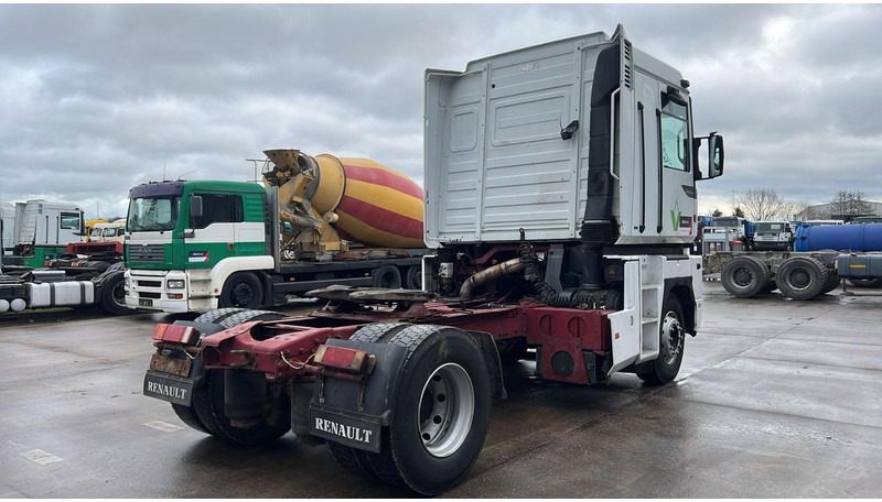 Renault Magnum 430 (BOITE MANUELLE / MANUAL GEARBOX / POMPE MANUELLE / MANUAL PUMP) - رأس تريلا: صورة 5 Renault Magnum 430 (BOITE MANUELLE / MANUAL GEARBOX / POMPE MANUELLE / MANUAL PUMP) - رأس تريلا: صورة 5