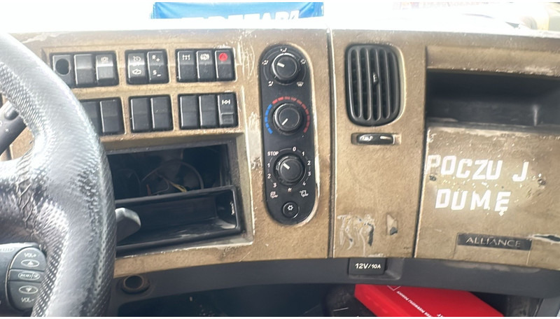 مقطورة السحب Renault PREMIUM 410 DXI (PROPRE / BONNE ETAT / CLEAN AND GOOD CONDITION): صورة 17
