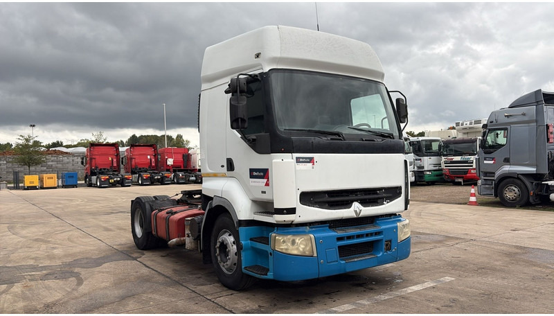 Renault Premium 400 (POMPE MANUELLE / MANUAL PUMP / GRAND PONT / BIG AXLE) - رأس تريلا: صورة 2 Renault Premium 400 (POMPE MANUELLE / MANUAL PUMP / GRAND PONT / BIG AXLE) - رأس تريلا: صورة 2