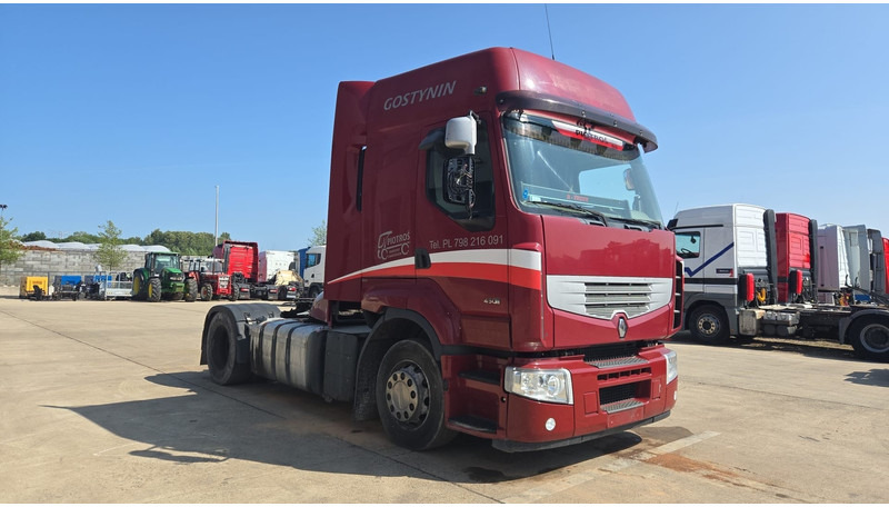 Renault Premium 450 (BOITE MANUELLE / MANUAL GEARBOX / AIRCO) - مقطورة السحب: صورة 3 Renault Premium 450 (BOITE MANUELLE / MANUAL GEARBOX / AIRCO) - مقطورة السحب: صورة 3