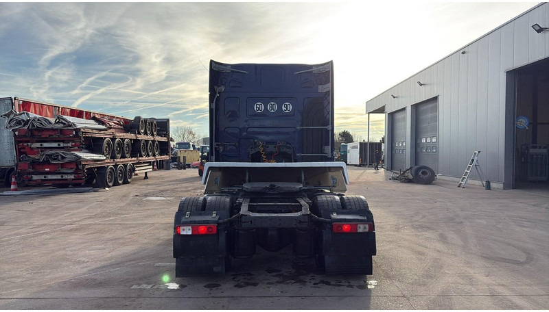 رأس تريلا Renault Premium 450 (GOOD CONDITION / BONNE ETAT): صورة 8 رأس تريلا Renault Premium 450 (GOOD CONDITION / BONNE ETAT): صورة 8