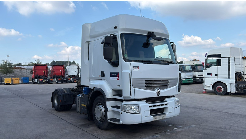 Renault Premium 460 DXI (GOOD CONDITION / AIRCO / AC / BOITE MANUELLE / MANUAL GEARBOX) - رأس تريلا: صورة 3 Renault Premium 460 DXI (GOOD CONDITION / AIRCO / AC / BOITE MANUELLE / MANUAL GEARBOX) - رأس تريلا: صورة 3