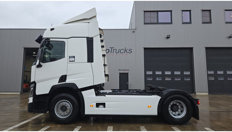 Renault T440 (BELGIAN TRUCK / ACC / FRIGO / NAVI / COLLISSION WARNING / LANE WARNING / 2 TANKS / LOW KM !!!!) - مقطورة السحب: صورة 2 Renault T440 (BELGIAN TRUCK / ACC / FRIGO / NAVI / COLLISSION WARNING / LANE WARNING / 2 TANKS / LOW KM !!!!) - مقطورة السحب: صورة 2