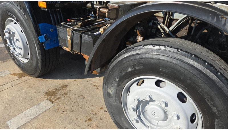 شاحنة قلاب Scania 124-420 (BIG AXLE / GRAND PONT / LAMES / STEEL SUSP. / MANUAL GEARBOX / BOITE MANUELLE): صورة 11