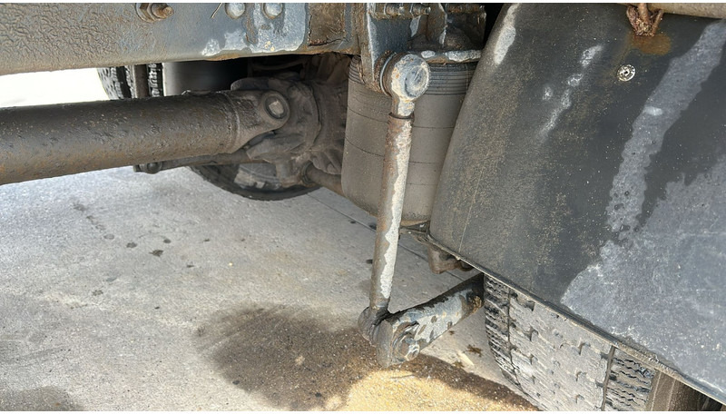 شاحنات مسطحة Volvo FH 12 - 460 (BOITE MANUELLE / MANUAL GEARBOX / 10 TYRES / 6X2 / AC / AIRCO): صورة 11