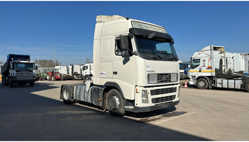 Volvo FH 440 (GOOD CONDITION / BONNE ETAT) - رأس تريلا: صورة 3 Volvo FH 440 (GOOD CONDITION / BONNE ETAT) - رأس تريلا: صورة 3