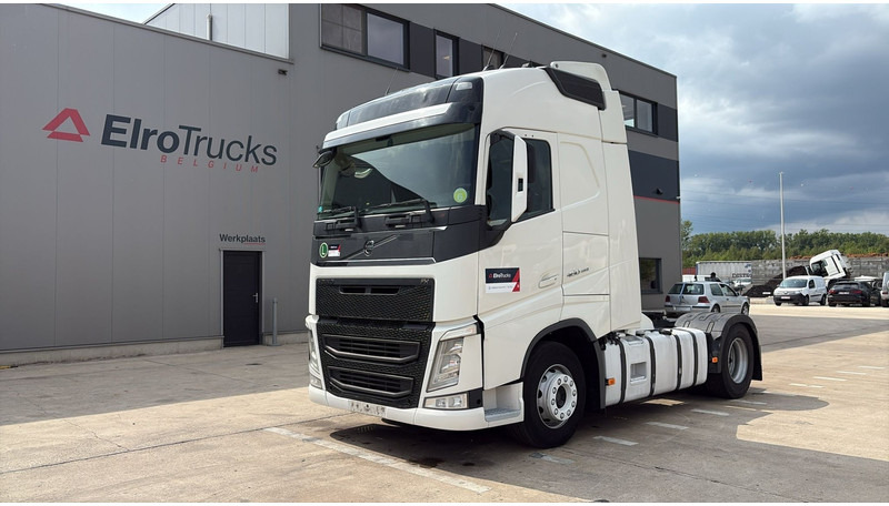 Volvo FH 460 (CHASSIS 2015 / PERFECT CONDITION / CLEAN CHASSIS) - مقطورة السحب: صورة 1 Volvo FH 460 (CHASSIS 2015 / PERFECT CONDITION / CLEAN CHASSIS) - مقطورة السحب: صورة 1