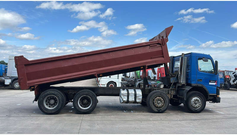 Volvo FM 12 - 340 (MANUAL GEARBOX / STEEL SUSPENSION / LAMES / BOITE MANUELLE) - شاحنة قلاب: صورة 4 Volvo FM 12 - 340 (MANUAL GEARBOX / STEEL SUSPENSION / LAMES / BOITE MANUELLE) - شاحنة قلاب: صورة 4