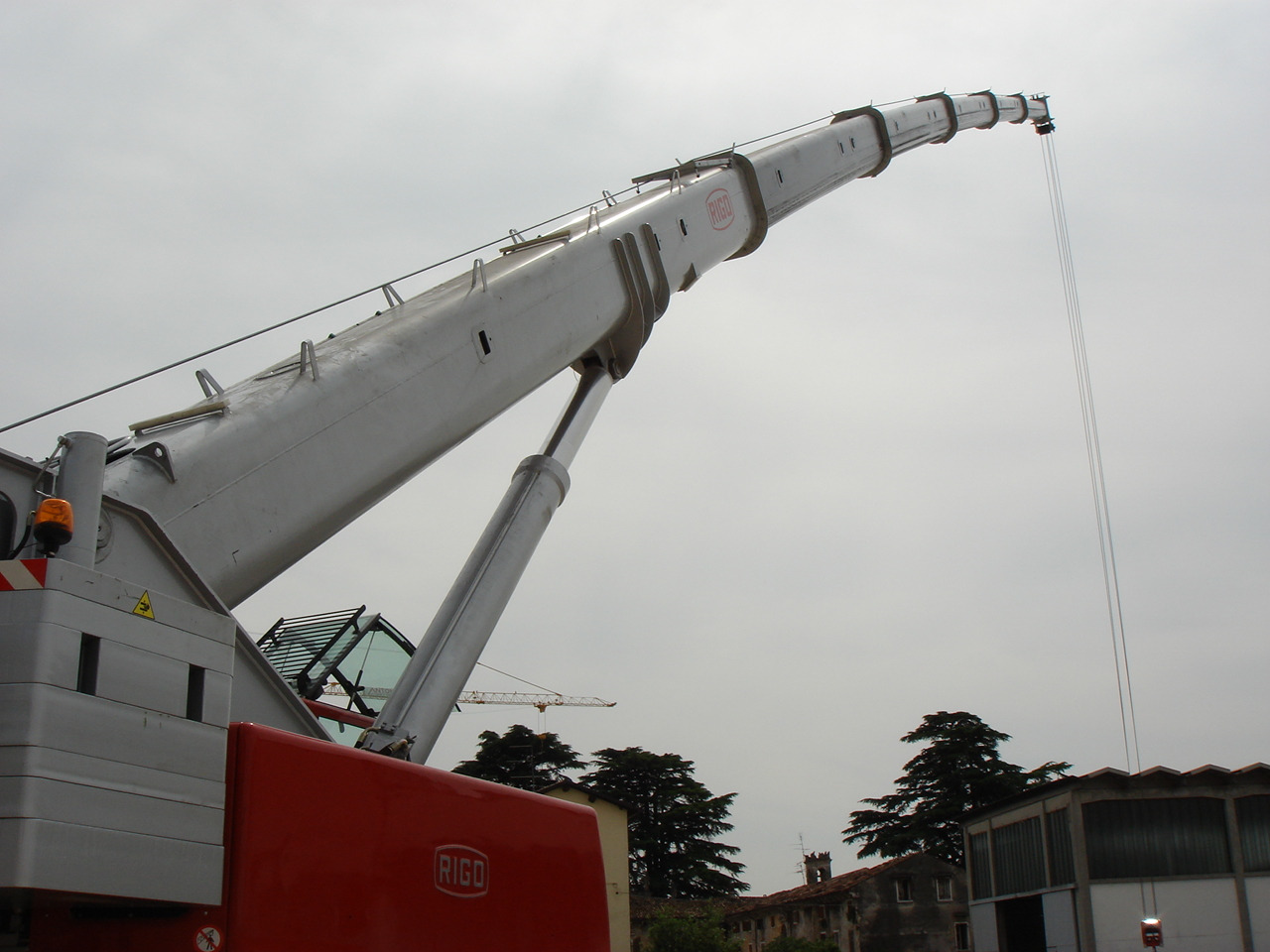 Rigo RTT 904/2 - رافعة لجميع التضاريس: صورة 2 Rigo RTT 904/2 - رافعة لجميع التضاريس: صورة 2
