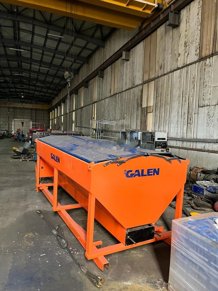 Galen Truck Salt Spreader from stock - ناثر غبار/ ملح - سيارة خدمات/ سيارة خاصة: صورة 5 Galen Truck Salt Spreader from stock - ناثر غبار/ ملح - سيارة خدمات/ سيارة خاصة: صورة 5