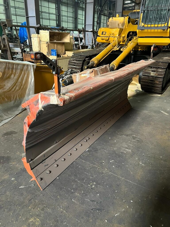 Galen Truck Salt Spreader from stock - ناثر غبار/ ملح - سيارة خدمات/ سيارة خاصة: صورة 4 Galen Truck Salt Spreader from stock - ناثر غبار/ ملح - سيارة خدمات/ سيارة خاصة: صورة 4