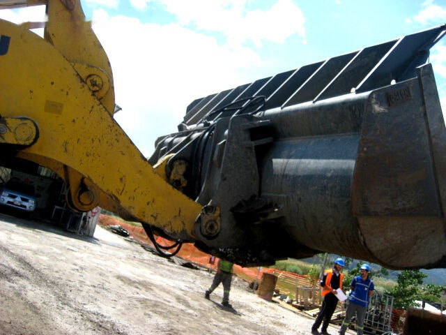 Komatsu HIGH DUMPING BUCKET - بكت شيول: صورة 1 Komatsu HIGH DUMPING BUCKET - بكت شيول: صورة 1