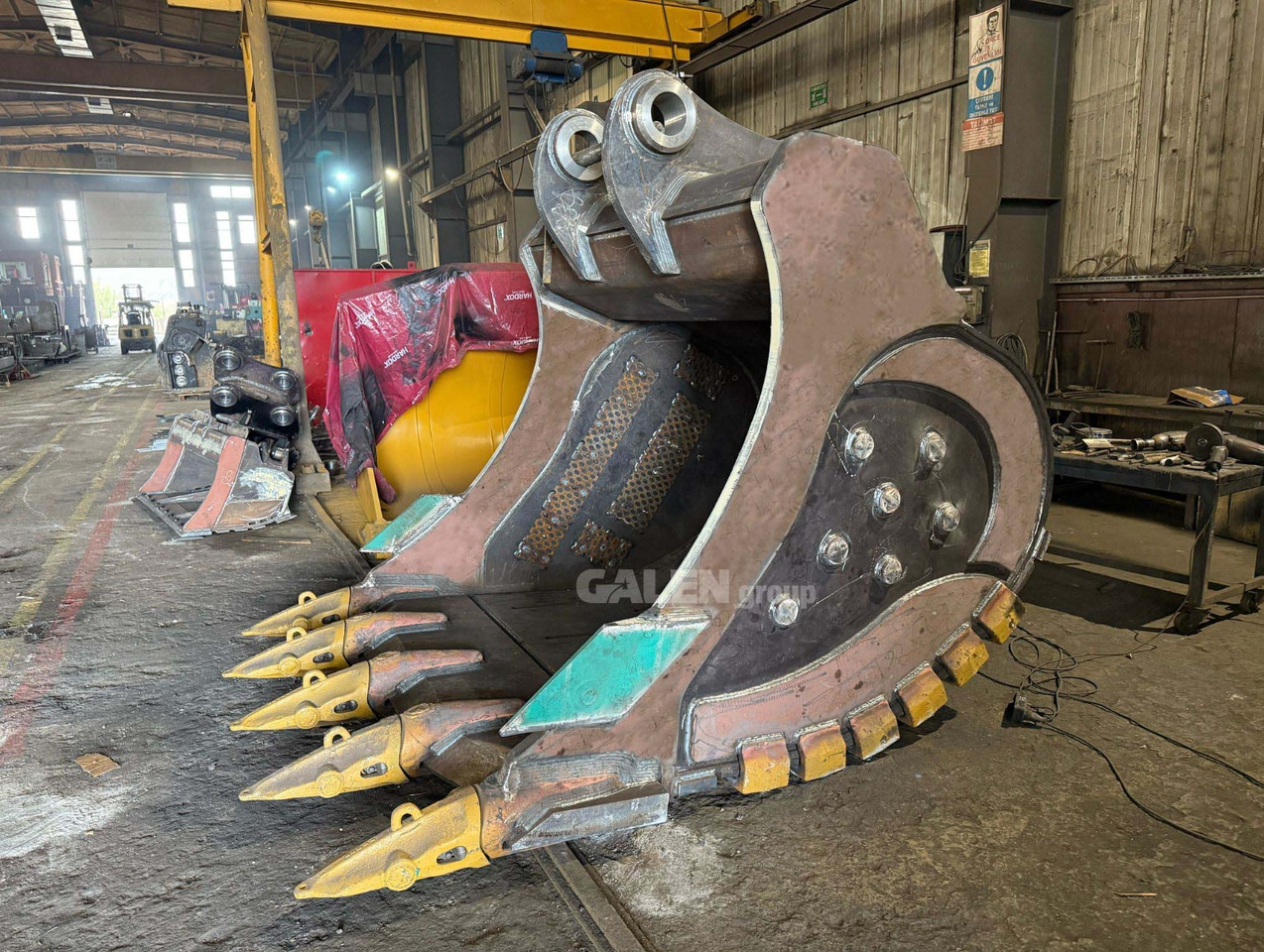 Volvo EC950 Extreme Heavy duty Bucket - بكت حفار - حفار زاحف: صورة 3 Volvo EC950 Extreme Heavy duty Bucket - بكت حفار - حفار زاحف: صورة 3