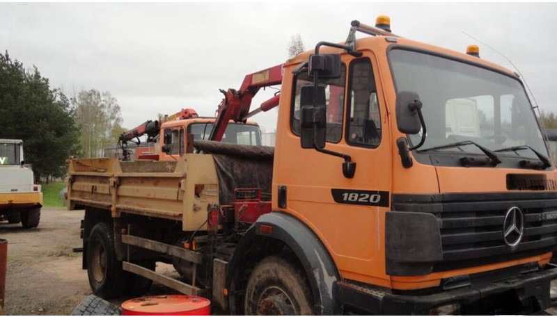 Mercedes-Benz 1820 - شاحنة قلاب, شاحنة كرين: صورة 1 Mercedes-Benz 1820 - شاحنة قلاب, شاحنة كرين: صورة 1