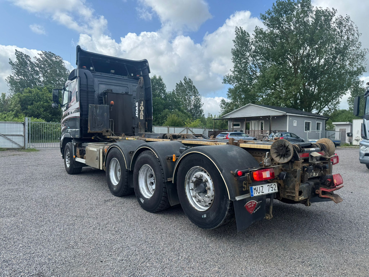 Volvo FH540 - شاحنة برافعة خطافية: صورة 3 Volvo FH540 - شاحنة برافعة خطافية: صورة 3