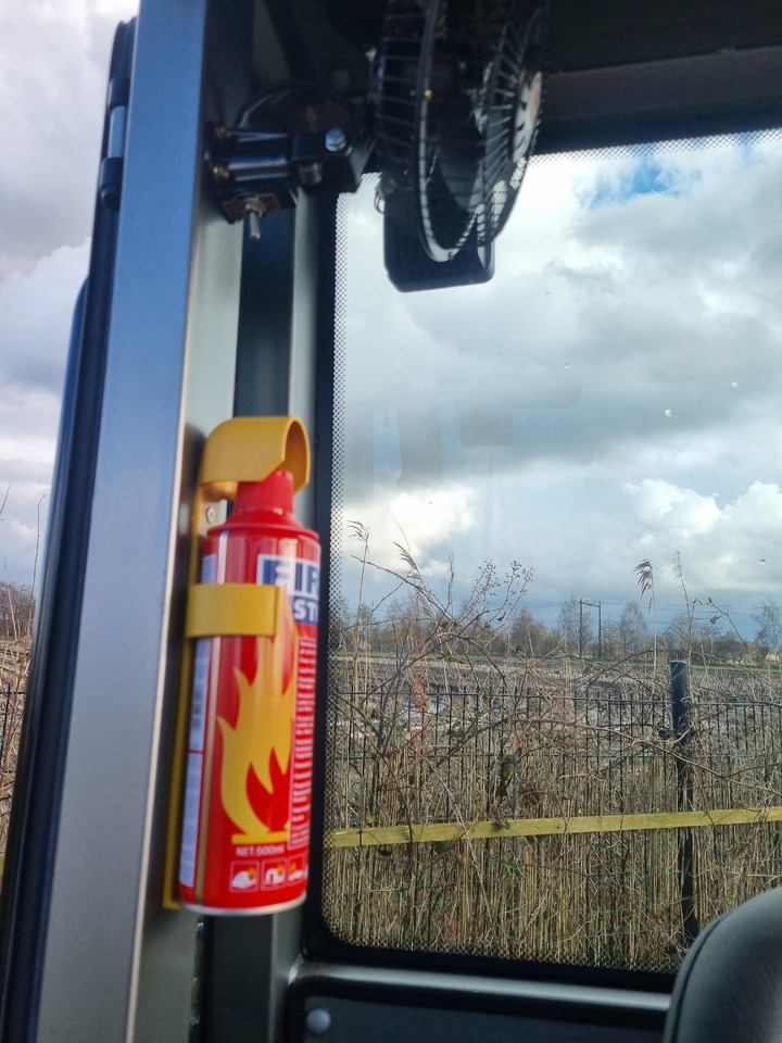 WCM L2310e E-Power - اللودر بعجل: صورة 2 WCM L2310e E-Power - اللودر بعجل: صورة 2