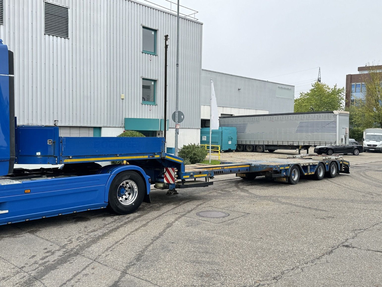 Doll S3L Tele-Tieflader+3,3m Radmulden Lift Lenkachse - نصف مقطورة بلودر منخفض: صورة 1 Doll S3L Tele-Tieflader+3,3m Radmulden Lift Lenkachse - نصف مقطورة بلودر منخفض: صورة 1