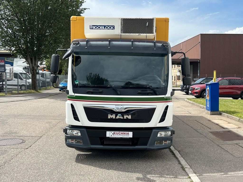 MAN TGL 8.220 Kühlkoffer 5,26m LBW Klima Luftgef. MAN TGL 8.220 Kühlkoffer 5,26m LBW Klima Luftgef. - شاحنة توصيل مبردة: صورة 2 MAN TGL 8.220 Kühlkoffer 5,26m LBW Klima Luftgef. MAN TGL 8.220 Kühlkoffer 5,26m LBW Klima Luftgef. - شاحنة توصيل مبردة: صورة 2