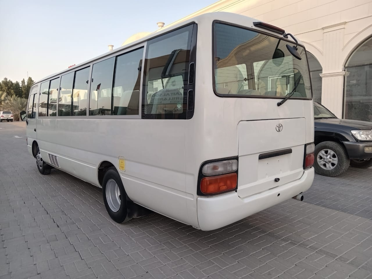 TOYOTA Coaster ... 30 places - diesel - climatisé ... BELGIQUE.. - حافلة صغيرة, ميكروباص: صورة 3 TOYOTA Coaster ... 30 places - diesel - climatisé ... BELGIQUE.. - حافلة صغيرة, ميكروباص: صورة 3