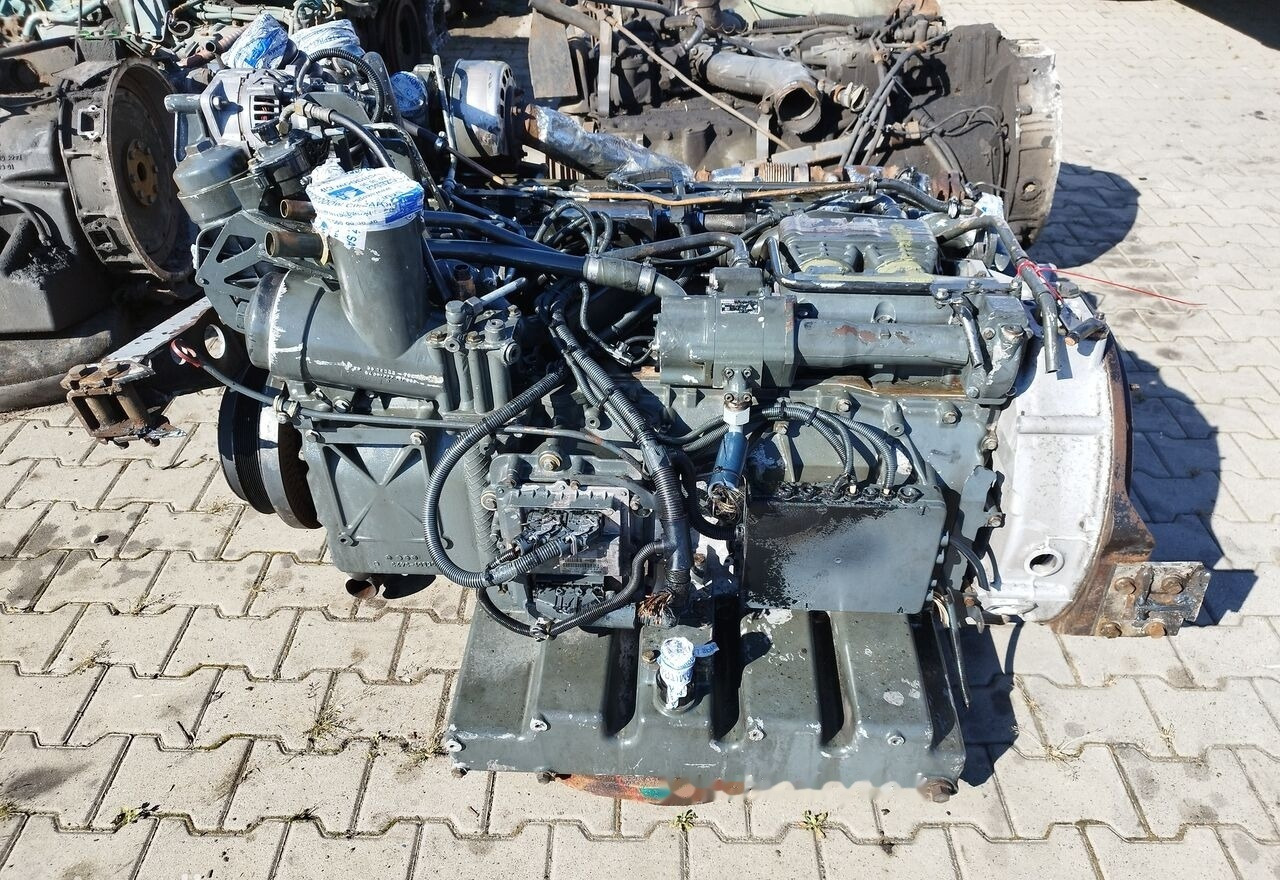 MAN D2066 LUH12 MAN BUS: Neoplan, Lions City, Lionґs Regio, Lions Coach - محرك - حافلة: صورة 2 MAN D2066 LUH12 MAN BUS: Neoplan, Lions City, Lionґs Regio, Lions Coach - محرك - حافلة: صورة 2