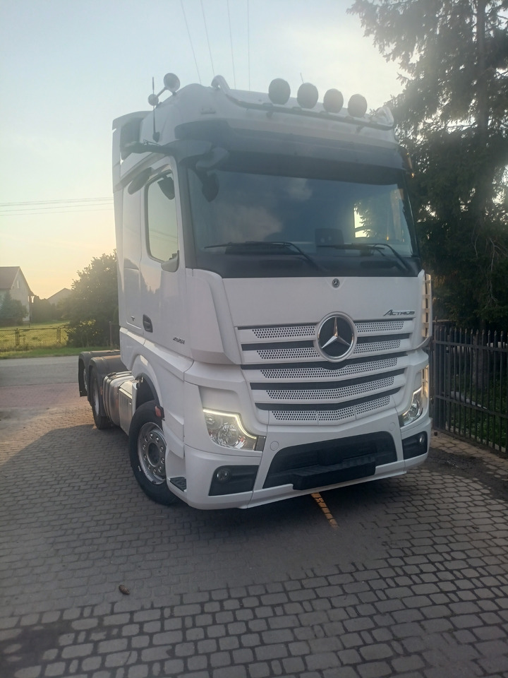 Mercedes-Benz Actros 2551 - رأس تريلا: صورة 3 Mercedes-Benz Actros 2551 - رأس تريلا: صورة 3