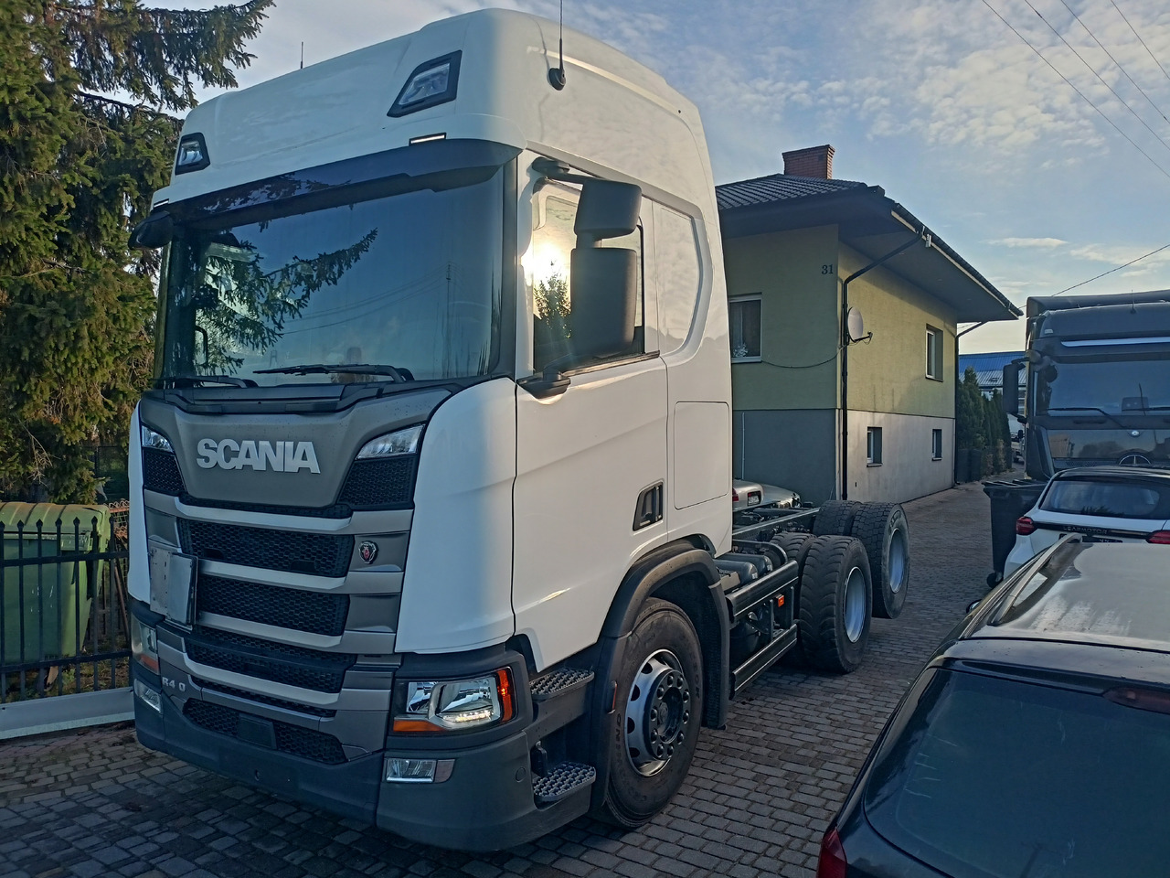 SCANIA R500 6x2 - شاحنة بهيكل معدني للمقصورة: صورة 1 SCANIA R500 6x2 - شاحنة بهيكل معدني للمقصورة: صورة 1