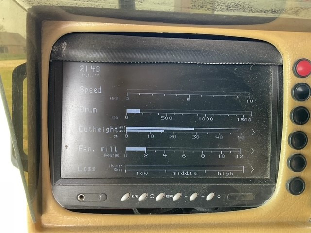 حصادة MASSEY FERGUSON 38RS: صورة 36