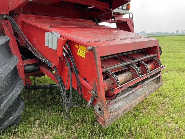 حصادة MASSEY FERGUSON 38RS: صورة 20