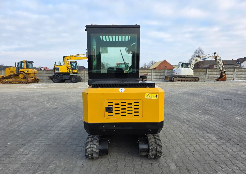Kubota RIPPA R340, WAGA 3T, SILNIK KUBOTA V1505, 18.2 kW - حفار صغير: صورة 4 Kubota RIPPA R340, WAGA 3T, SILNIK KUBOTA V1505, 18.2 kW - حفار صغير: صورة 4