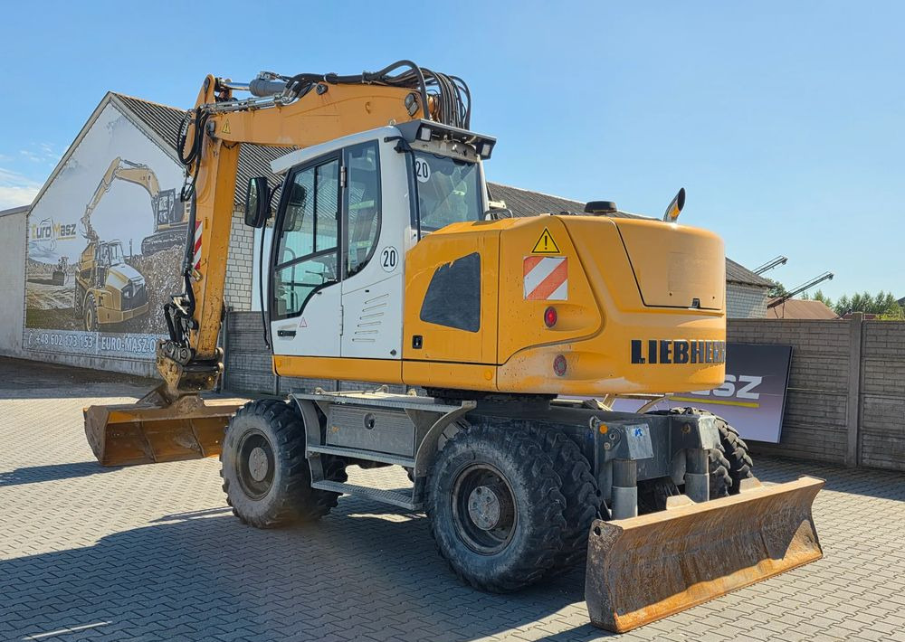 Liebherr A918 COMPACT, 2014 ROK, SW 48 LIKUFIX szybkozłącze - حفار ذو عجلات: صورة 3 Liebherr A918 COMPACT, 2014 ROK, SW 48 LIKUFIX szybkozłącze - حفار ذو عجلات: صورة 3