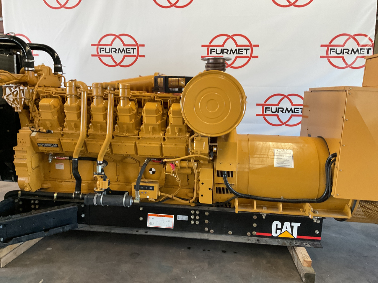 Caterpillar 3512HD, 1275KVA Generatorset. Like brand new. Low standby hours. - مجموعة المولد: صورة 4 Caterpillar 3512HD, 1275KVA Generatorset. Like brand new. Low standby hours. - مجموعة المولد: صورة 4