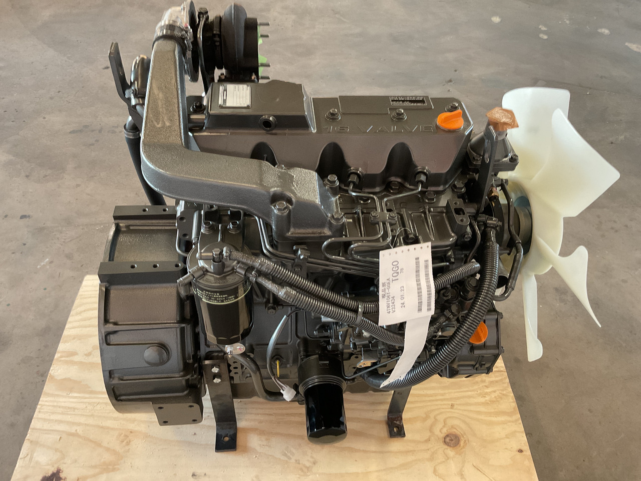 Yanmar 4TN106T - محرك: صورة 5 Yanmar 4TN106T - محرك: صورة 5