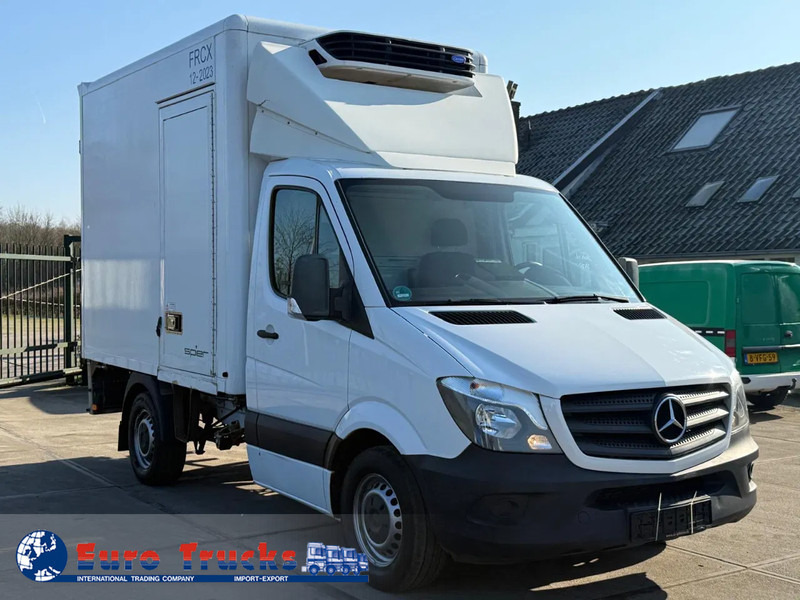 Mercedes-Benz sprinter316CDI/only export engine problem - شاحنة توصيل مبردة: صورة 2 Mercedes-Benz sprinter316CDI/only export engine problem - شاحنة توصيل مبردة: صورة 2