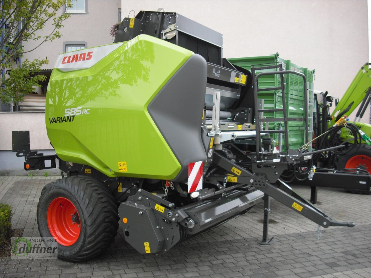 CLAAS Variant 585 RC Pro - آلة بالات دائرية: صورة 1 CLAAS Variant 585 RC Pro - آلة بالات دائرية: صورة 1