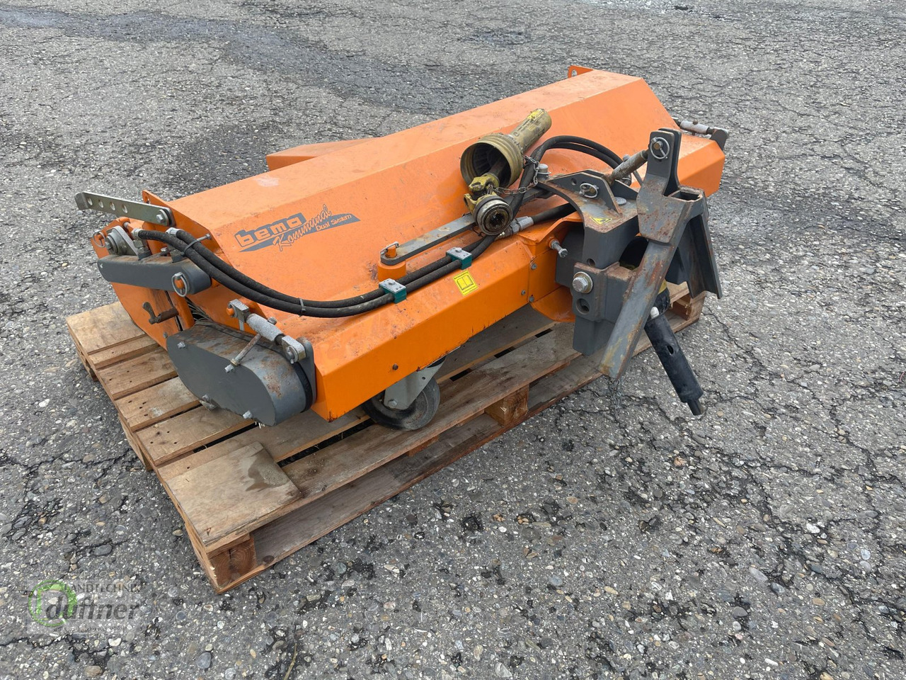 جرار خدمات بلدية Hako Hakotrac 3000 DA: صورة 10