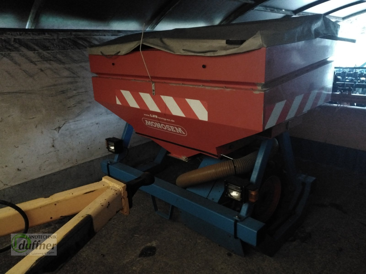 Monosem Fronttank Avant - آلة البذر الدقيق: صورة 3 Monosem Fronttank Avant - آلة البذر الدقيق: صورة 3