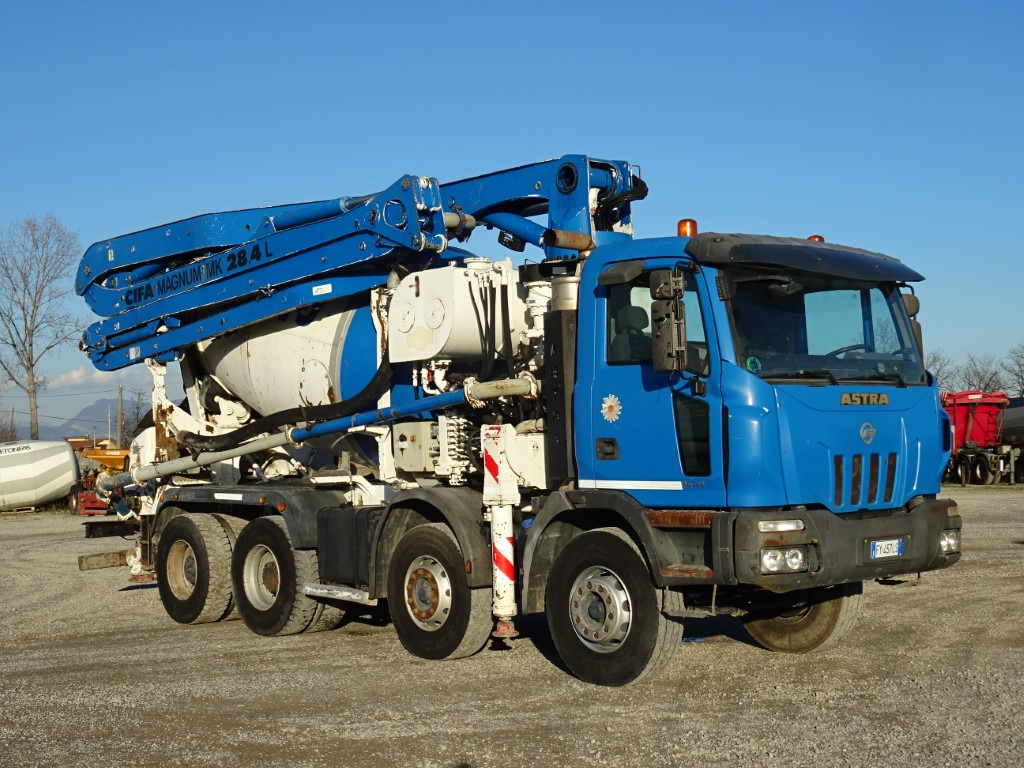 ASTRA HD8 8448 CIFA MK28L - خلاطة مع مضخة: صورة 1 ASTRA HD8 8448 CIFA MK28L - خلاطة مع مضخة: صورة 1
