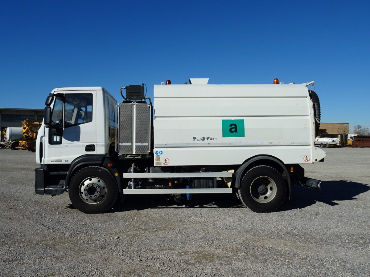 IVECO EUROCARGO 150E22 - سياره كنس شوارع: صورة 4 IVECO EUROCARGO 150E22 - سياره كنس شوارع: صورة 4
