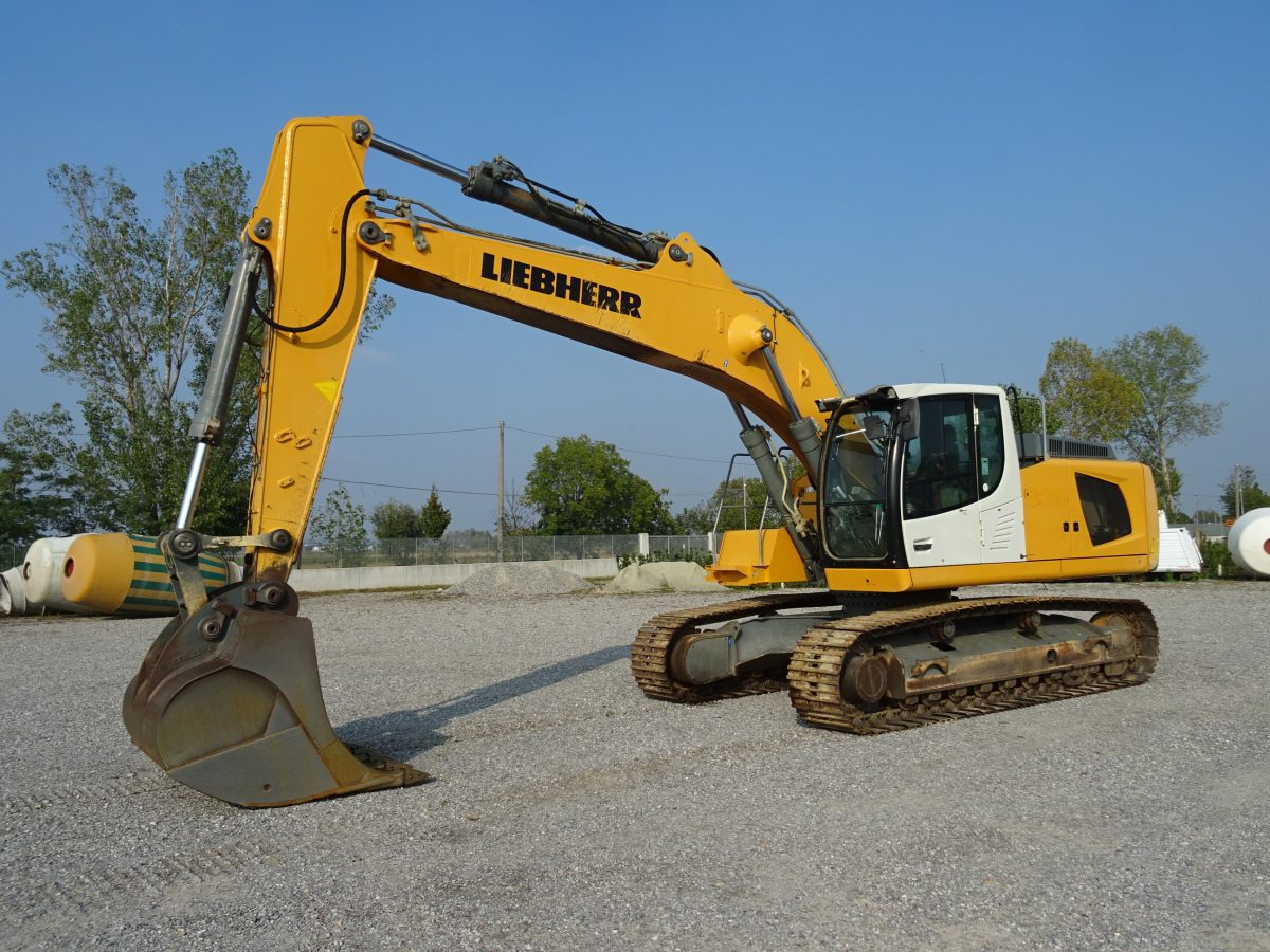 LIEBHERR R936 NLC - حفار زاحف: صورة 1 LIEBHERR R936 NLC - حفار زاحف: صورة 1