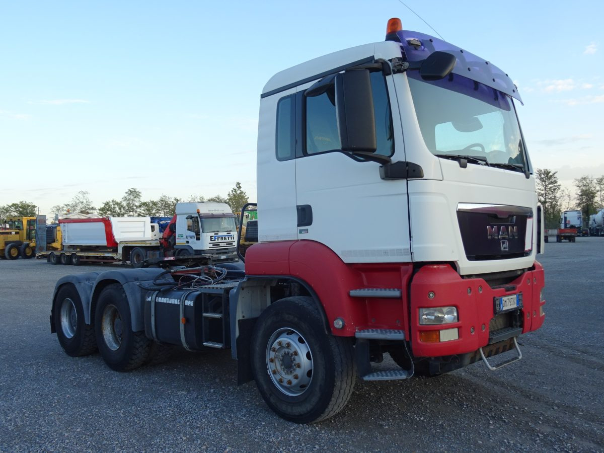 MAN TGA 33.480 - مقطورة السحب: صورة 3 MAN TGA 33.480 - مقطورة السحب: صورة 3